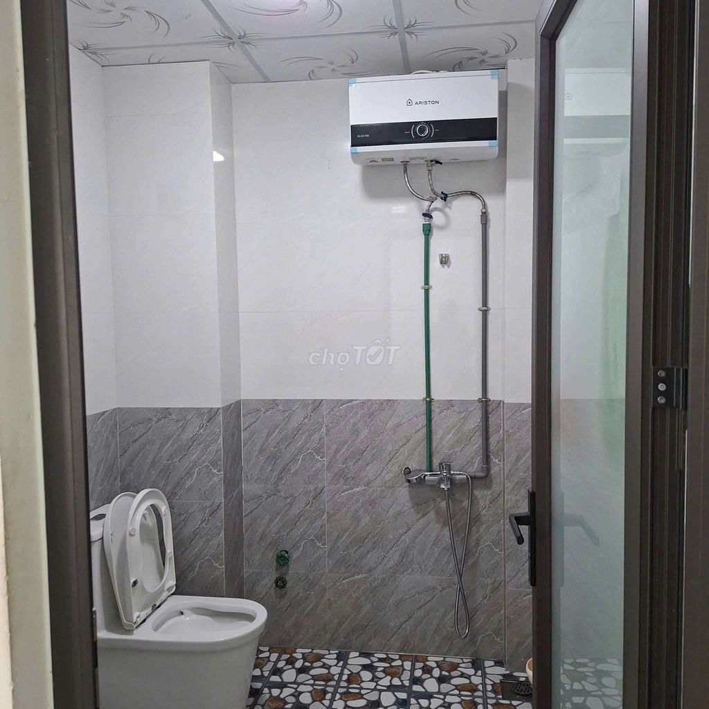Дом, 4 спальни · 100 м² 4