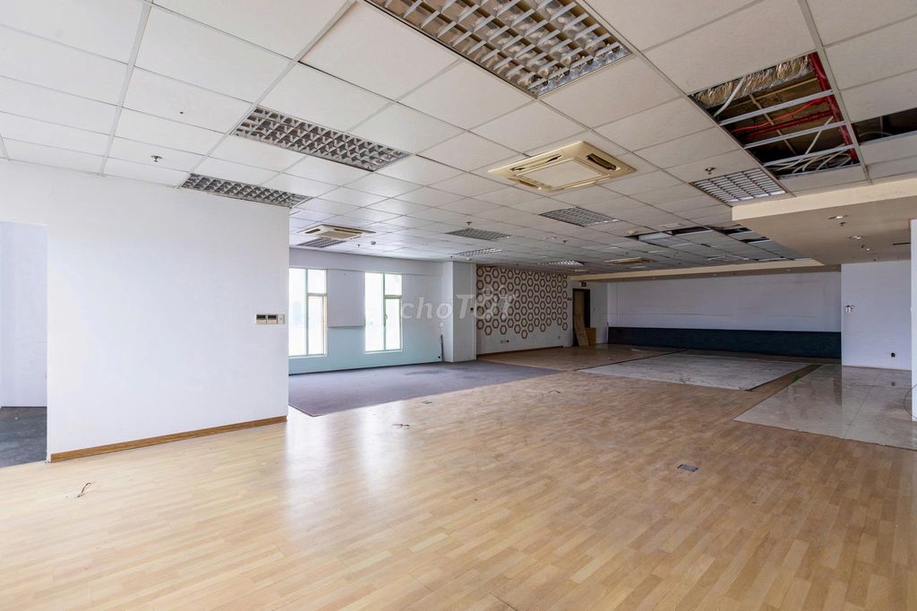 725 м² 3