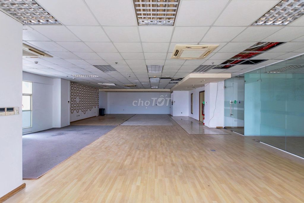 725 м² 4