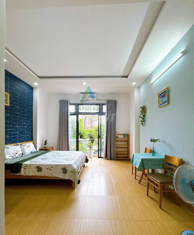 Дом, 11 спален · 120 м² 7