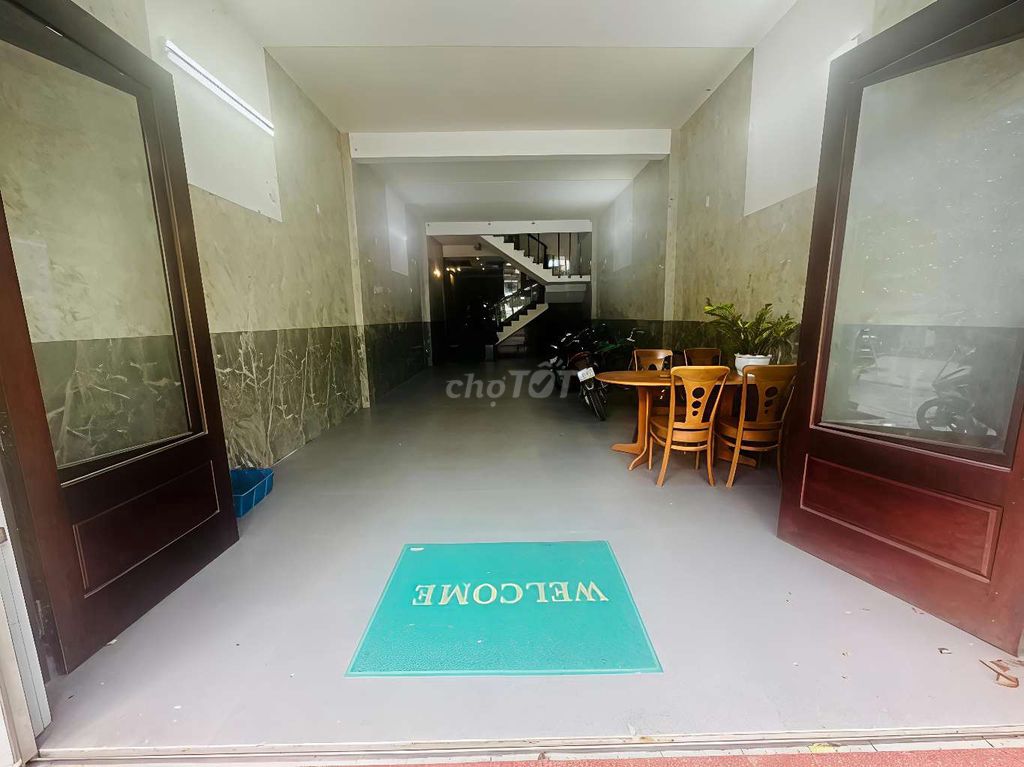 Дом, 3 спальни · 125 м²