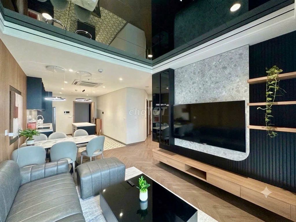 Квартира, 3 спальни · 91 м²