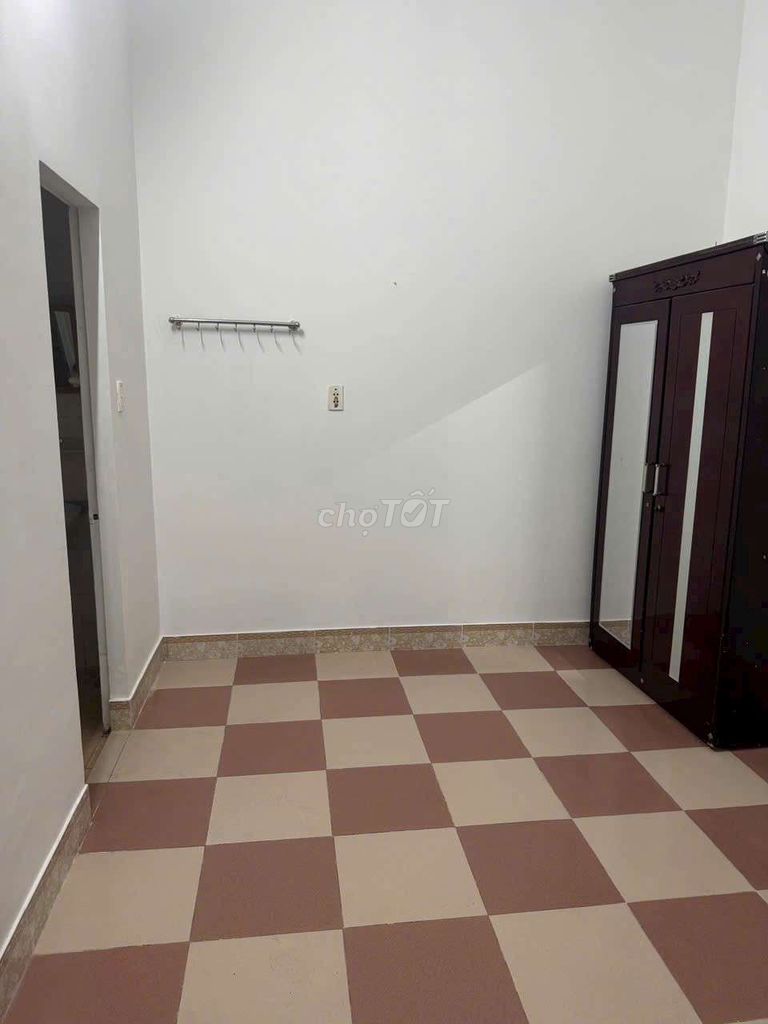Дом, 5 спален · 100 м² 3
