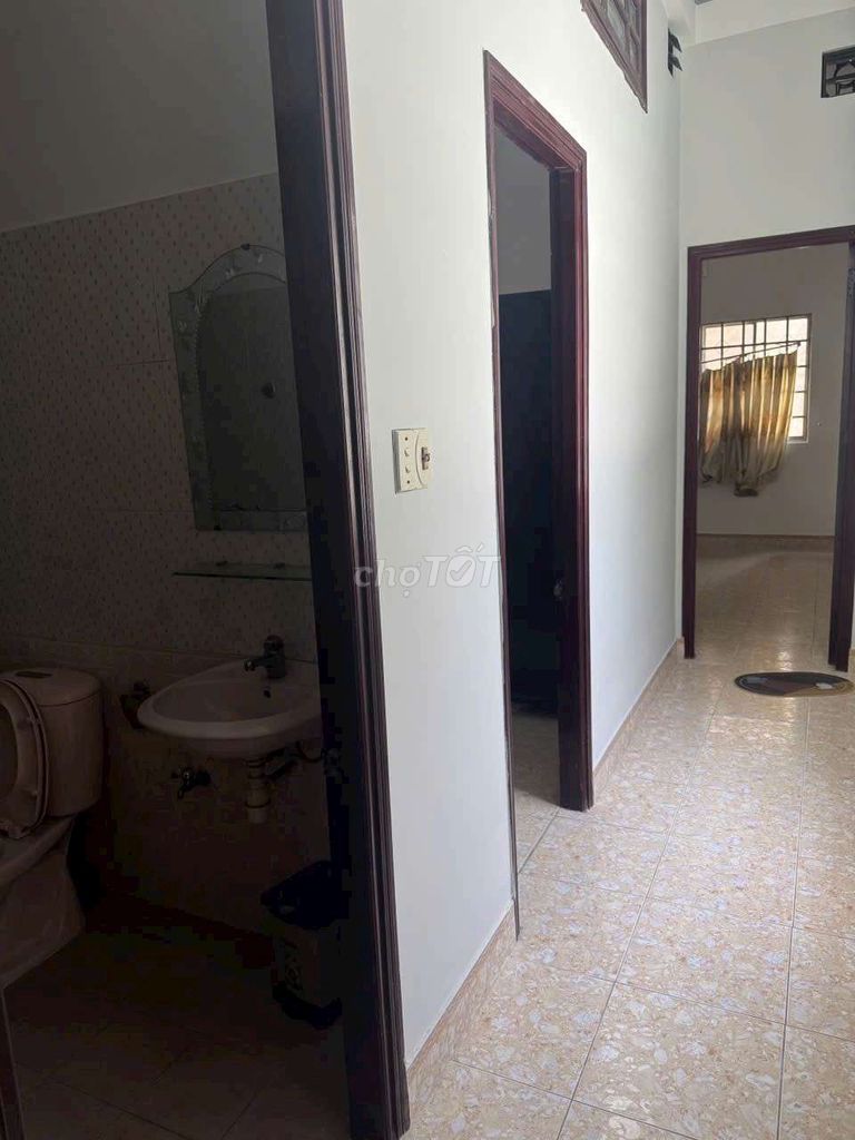 Дом, 5 спален · 100 м² 5