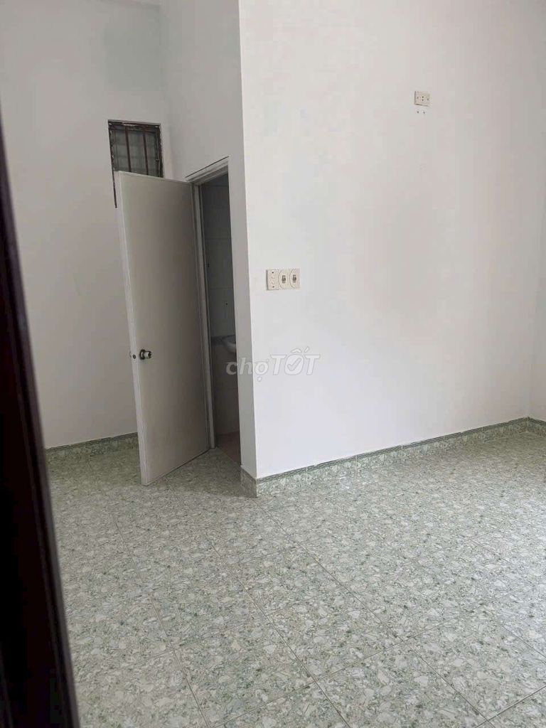 Дом, 5 спален · 100 м² 10