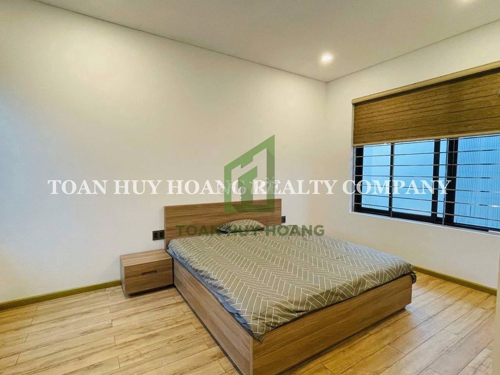 Дом, 5 спален · 250 м² 2