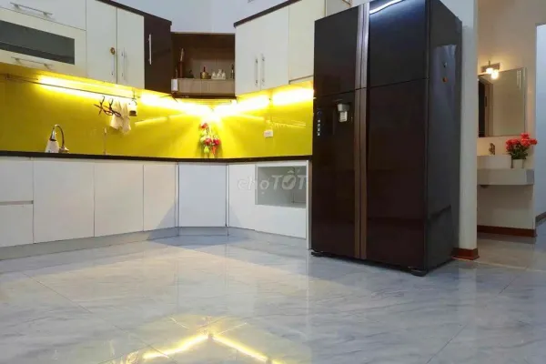 Дом, 3 спальни · 100 м² 4