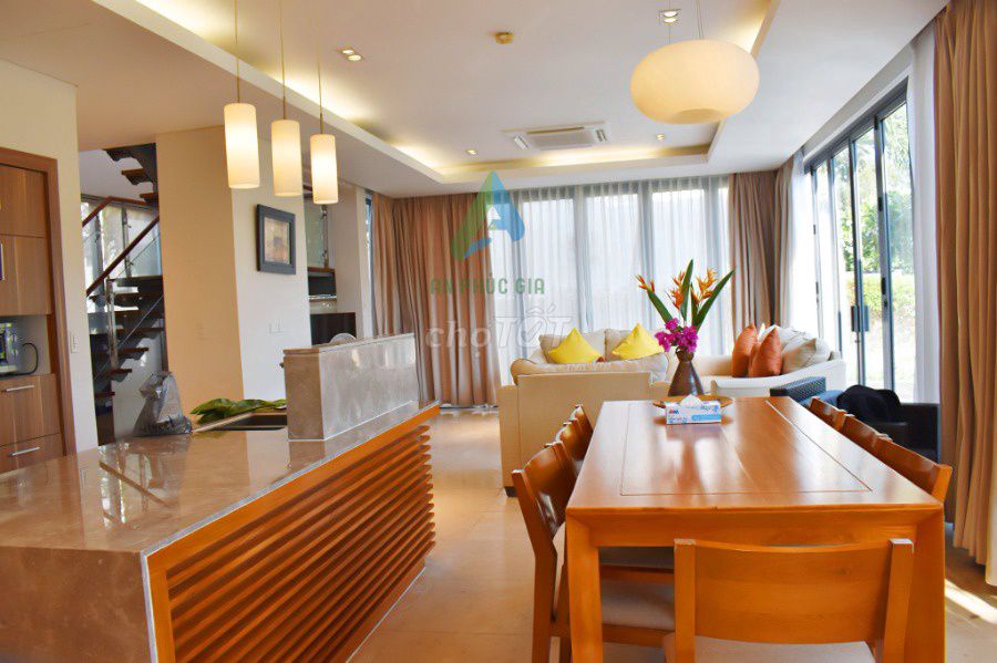 Дом, 3 спальни · 750 м² 10