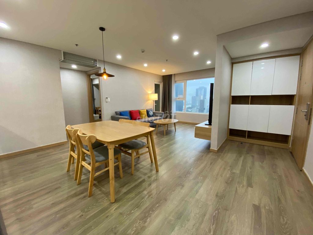 Квартира, 2 спальни · 78 м² 2