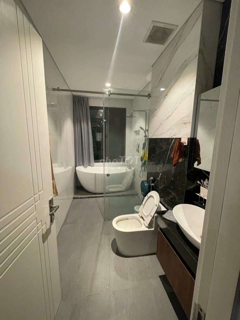 Дом, 5 спален · 105 м² 5