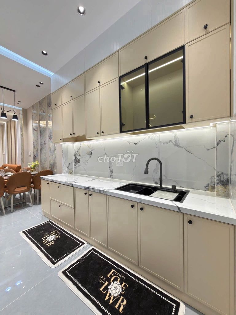 Дом, 5 спален · 50 м² 2