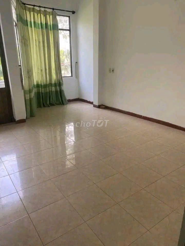 Дом, 5 спален · 80 м² 6