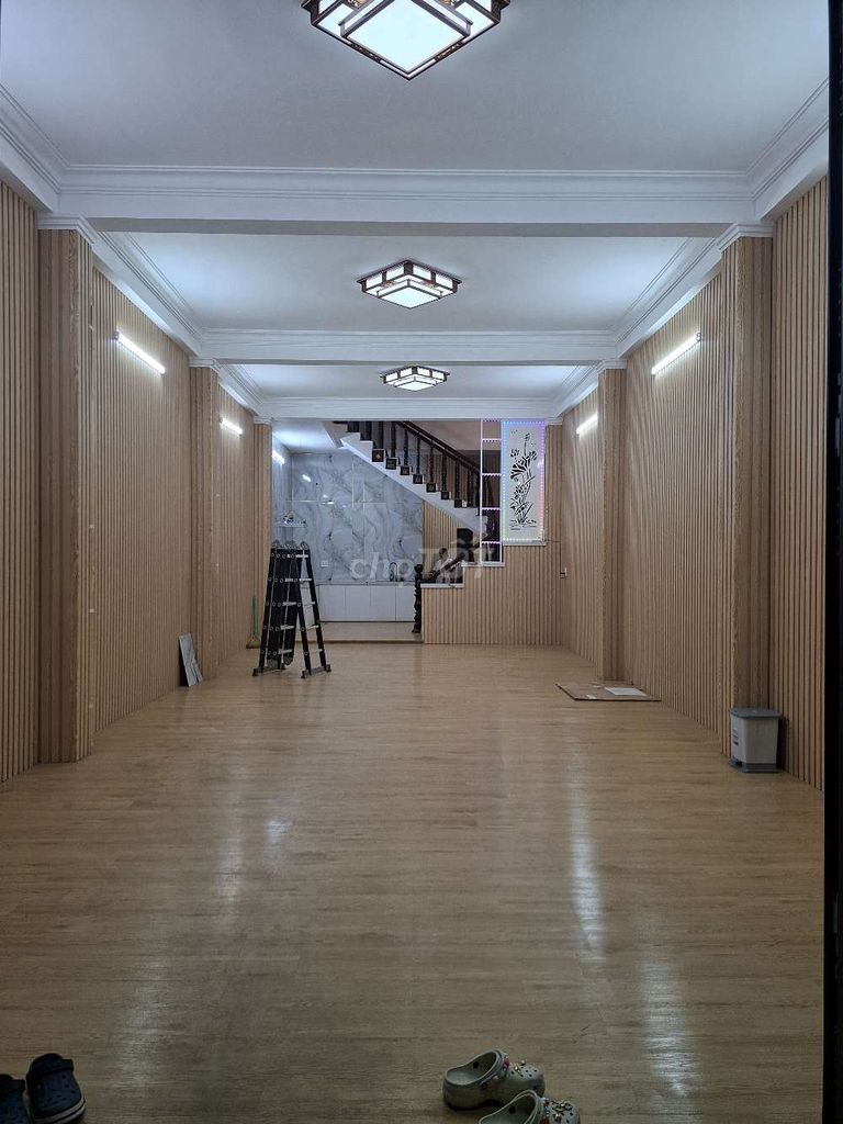 Дом, 5 спален · 100 м² 3