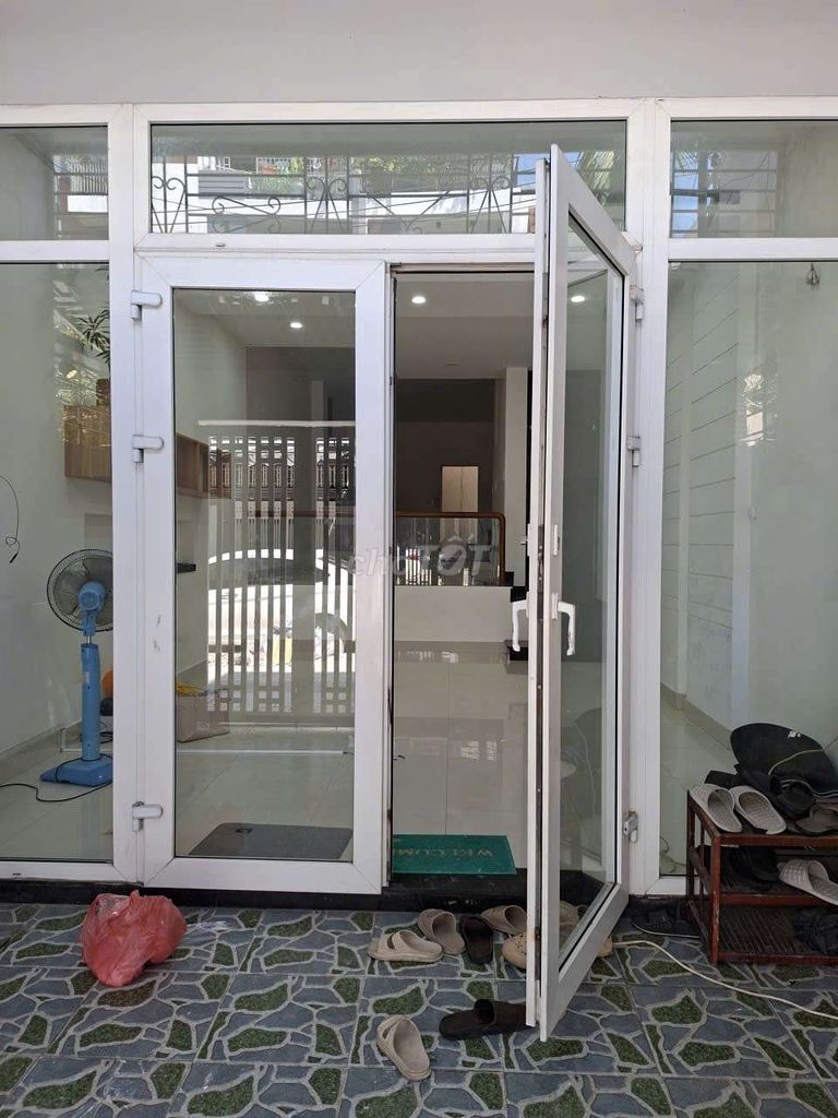 Дом, 4 спальни · 90 м² 4
