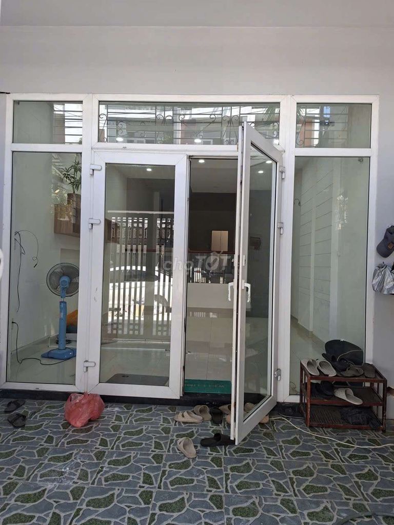 Дом, 4 спальни · 90 м² 5