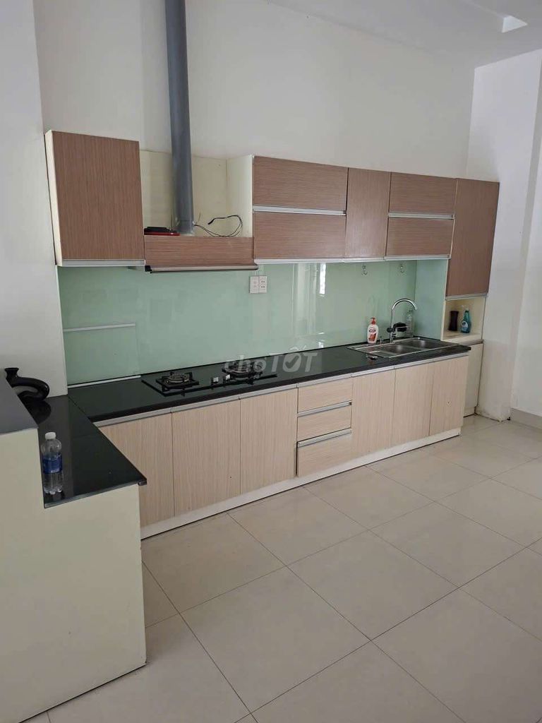 Дом, 4 спальни · 90 м² 8