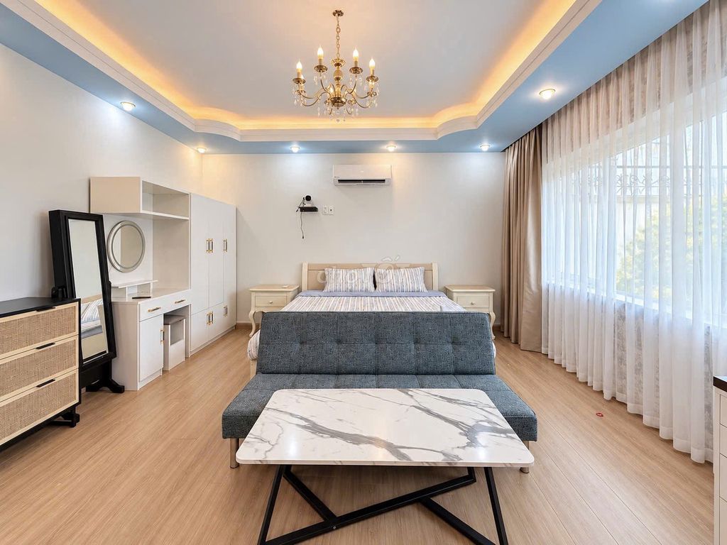 Квартира, 1 спальня · 70 м² 5