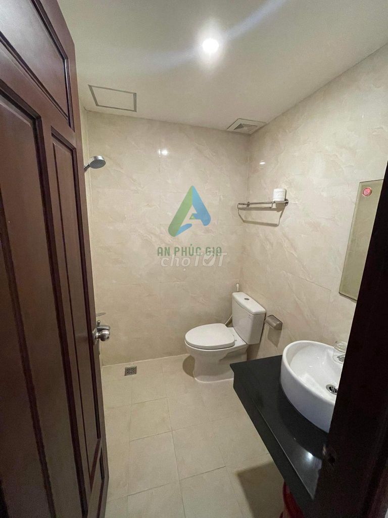 Дом, 11 спален · 80 м² 3