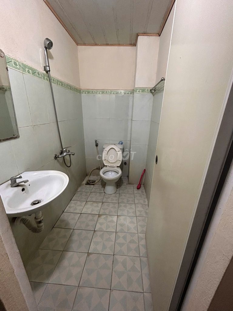 Дом, 4 спальни · 131 м² 3