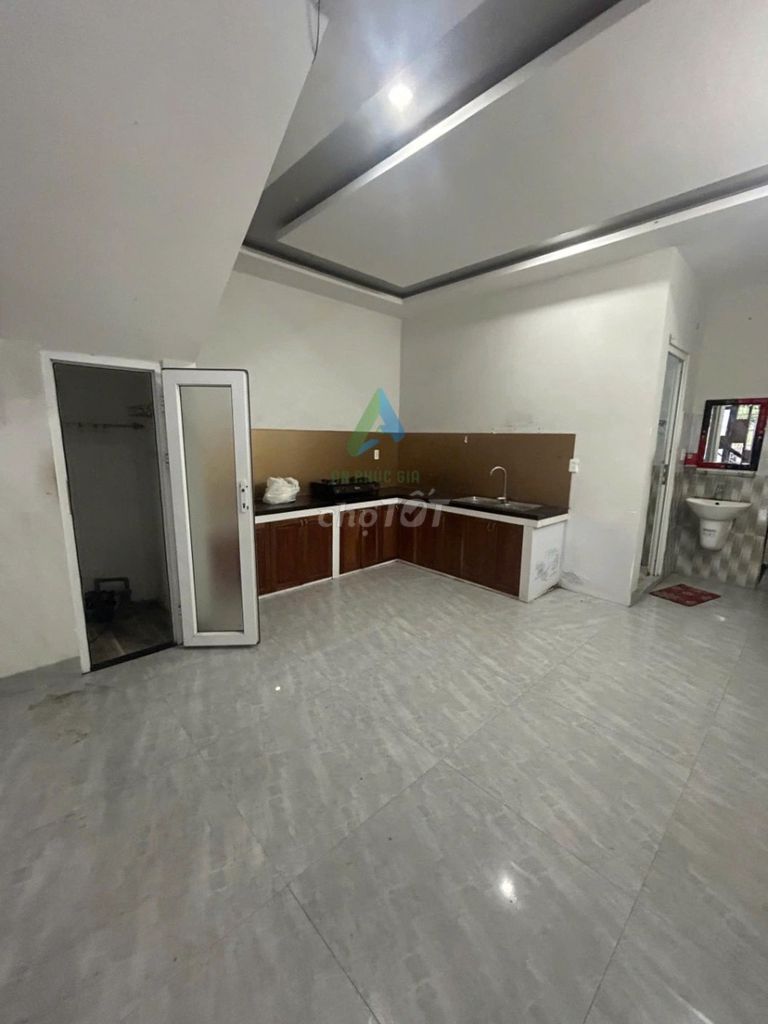 Дом, 4 спальни · 85 м² 8