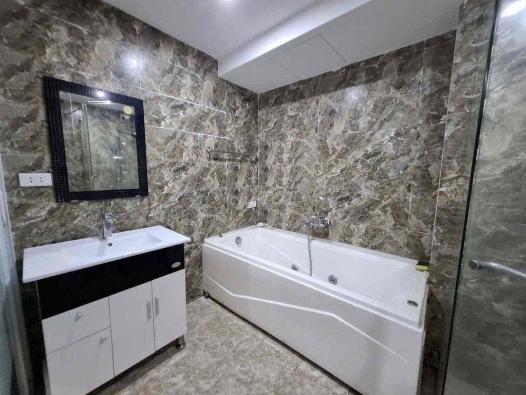 Квартира, 2 спальни · 70 м² 5