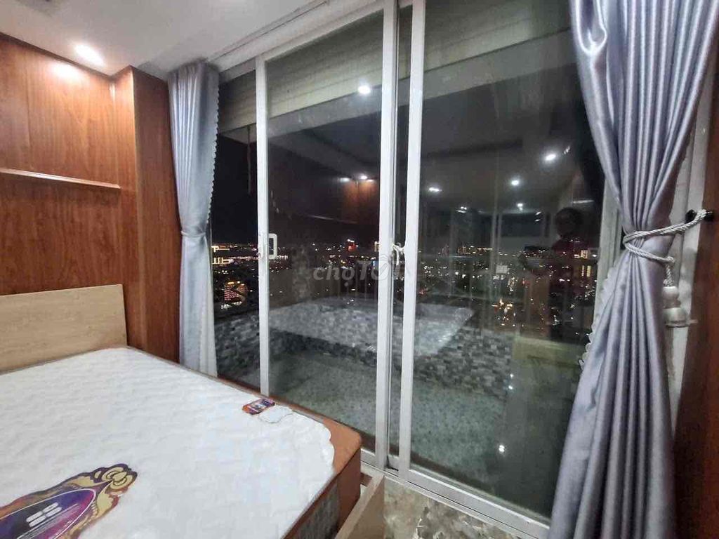 Квартира, 2 спальни · 70 м² 10