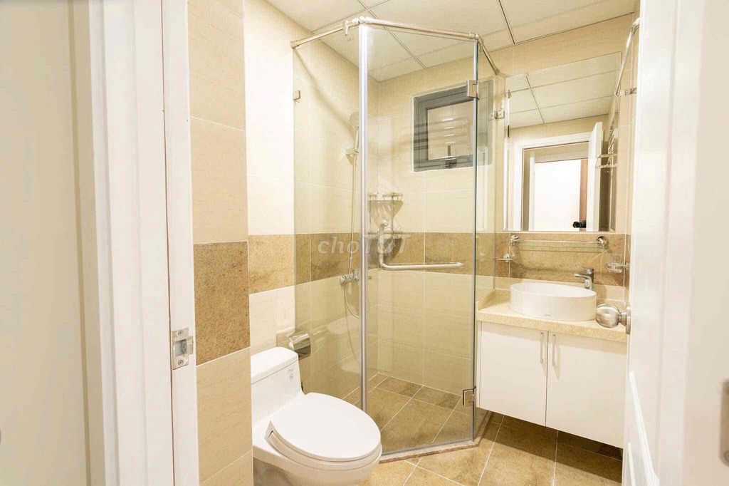 Квартира, 3 спальни · 96 м² 5