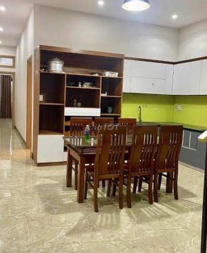 Дом, 10 спален · 135 м² 5