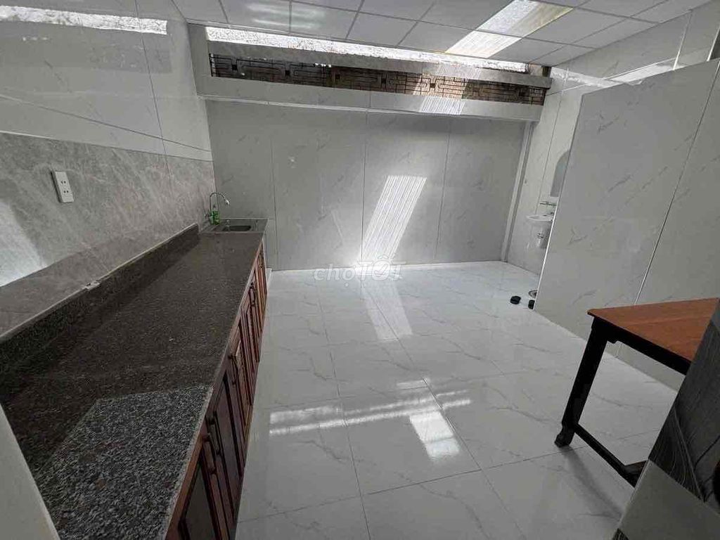 Дом, 5 спален · 100 м² 5