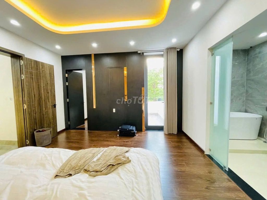 Дом, 5 спален · 150 м² 8