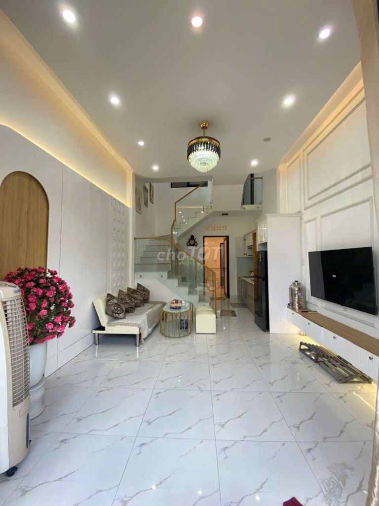 Дом, 2 спальни · 60 м²
