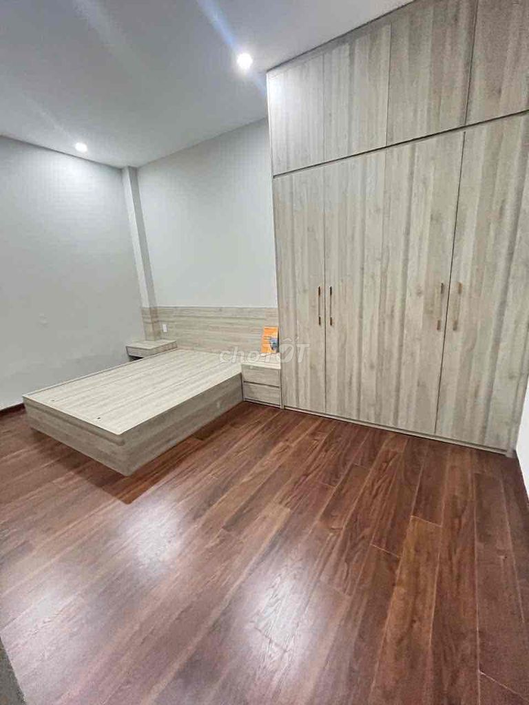Дом, 3 спальни · 54 м² 3