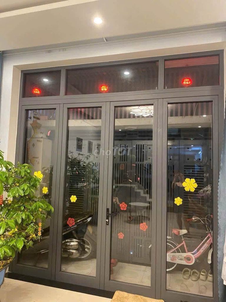 Дом, 3 спальни · 75 м²