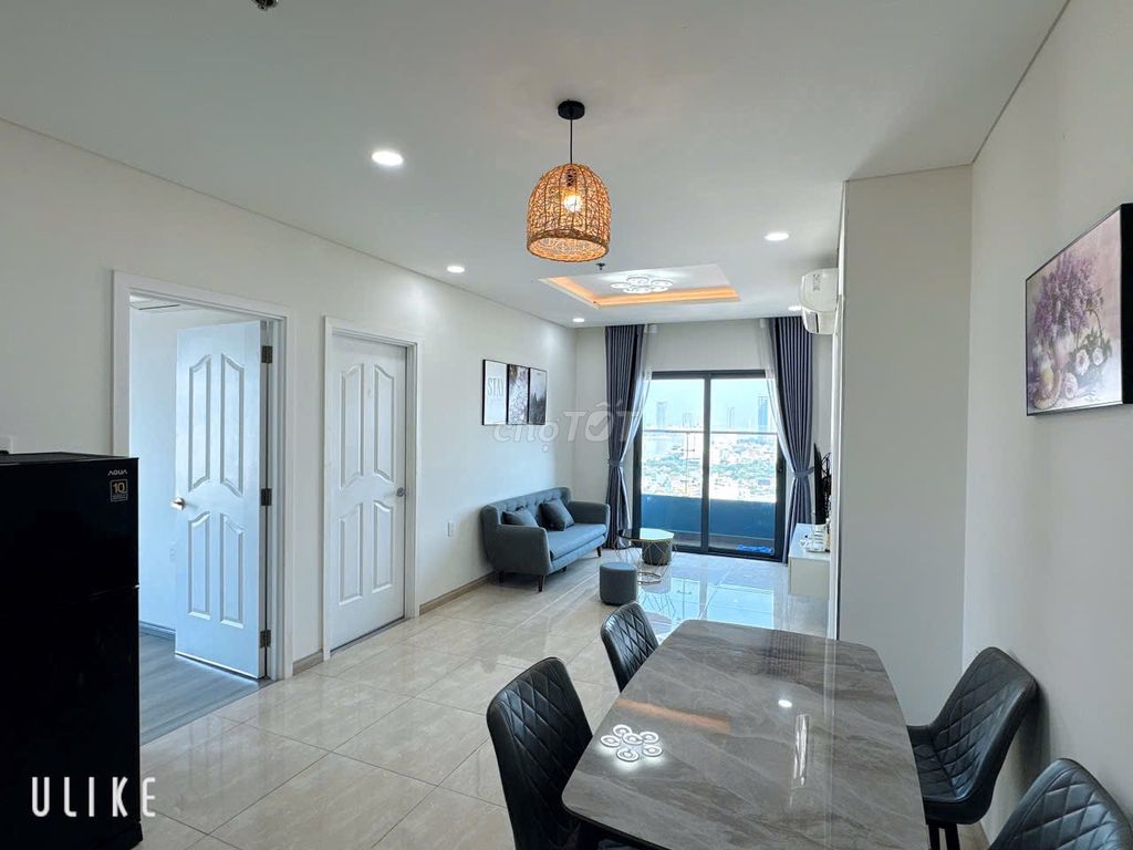 Квартира, 3 спальни · 100 м² 2