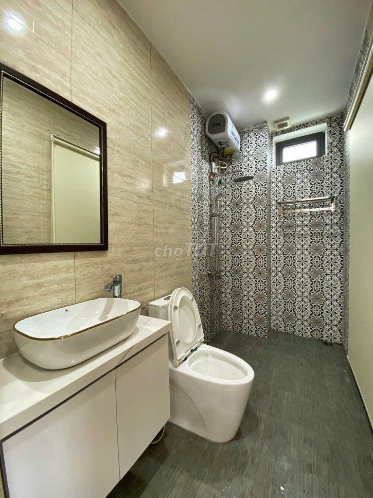 Дом, 10 спален · 100 м² 3