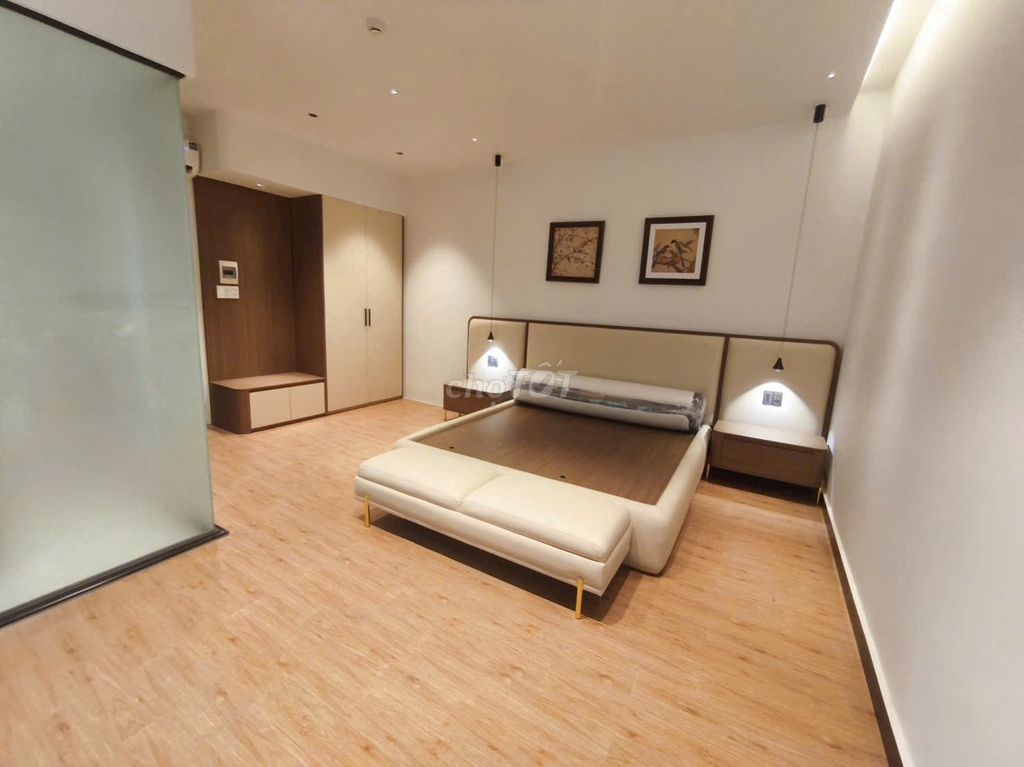 Дом, 6 спален · 160 м² 4