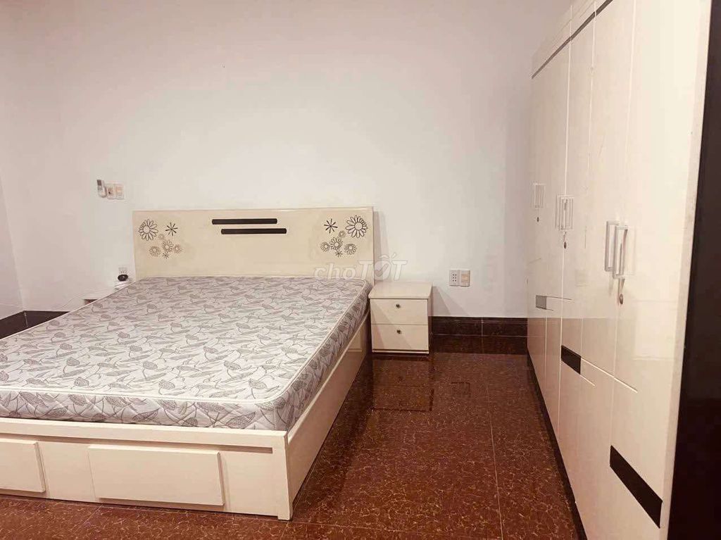 Дом, 4 спальни · 150 м² 7
