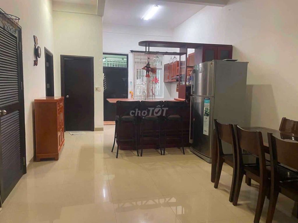 Дом, 4 спальни · 150 м² 10