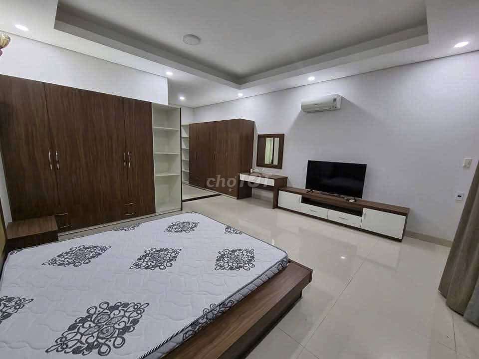 Дом, 4 спальни · 130 м² 6