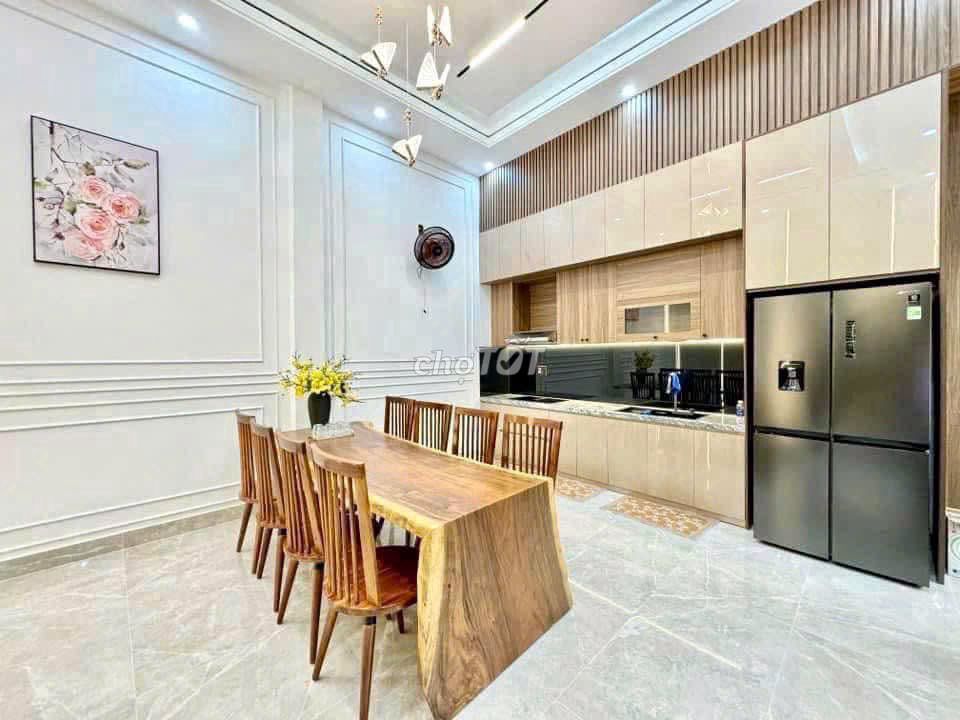 Дом, 3 спальни · 56 м² 4