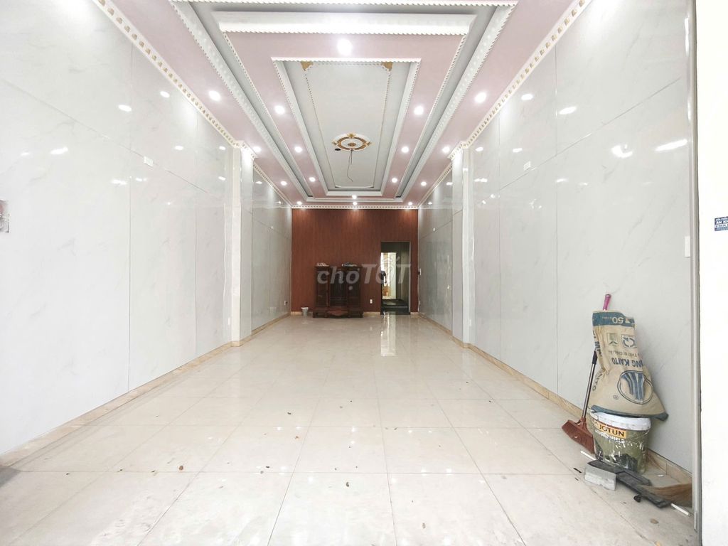 Дом, 4 спальни · 100 м² 2