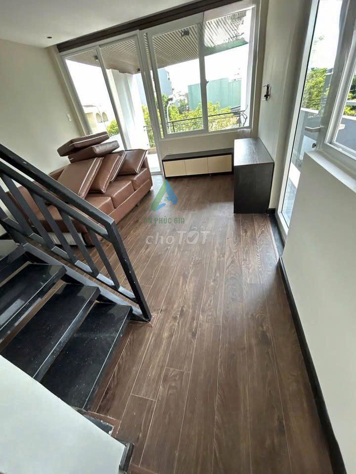 Дом, 11 спален · 90 м² 3
