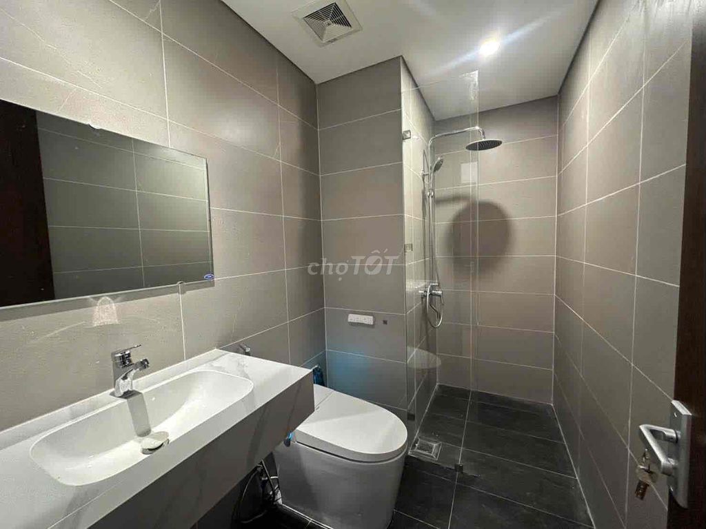 Квартира, 2 спальни · 68 м² 2