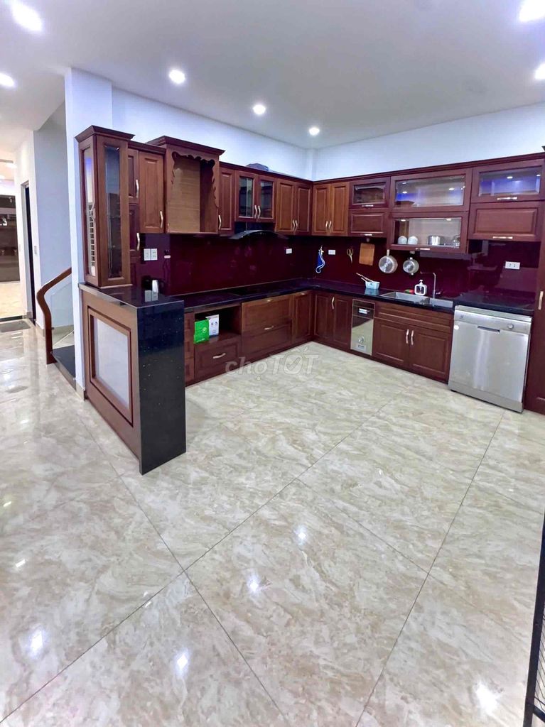Дом, 3 спальни · 125 м² 4