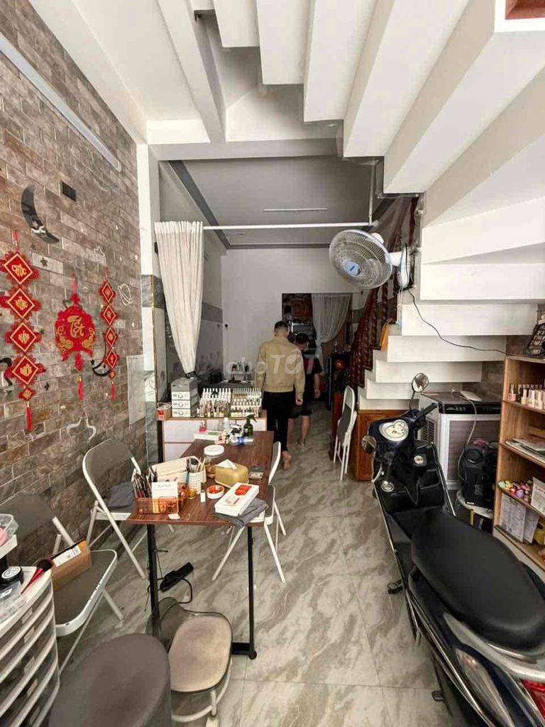 Дом, 3 спальни · 40 м² 2
