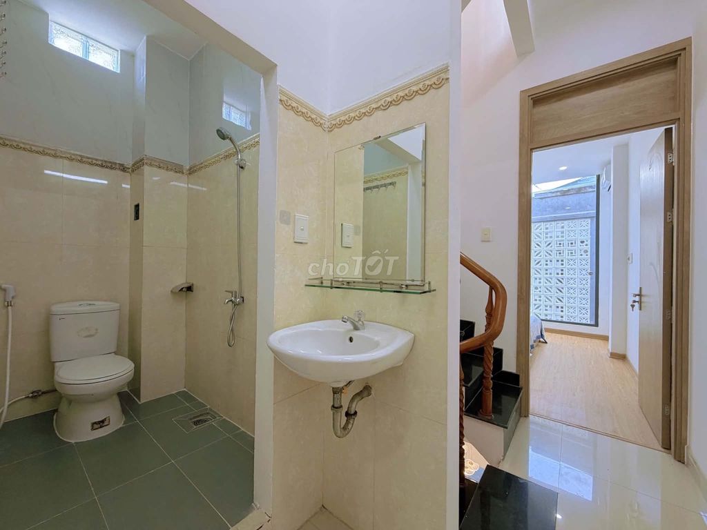 Дом, 3 спальни · 120 м² 7
