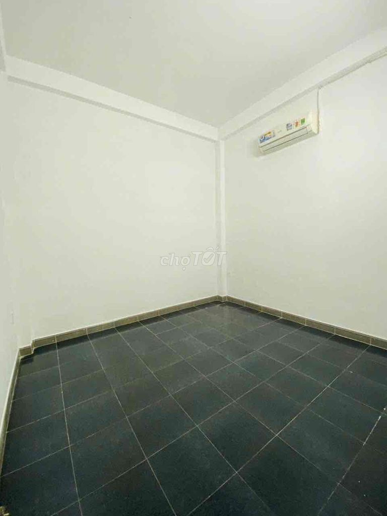 Дом, 3 спальни · 85 м² 2