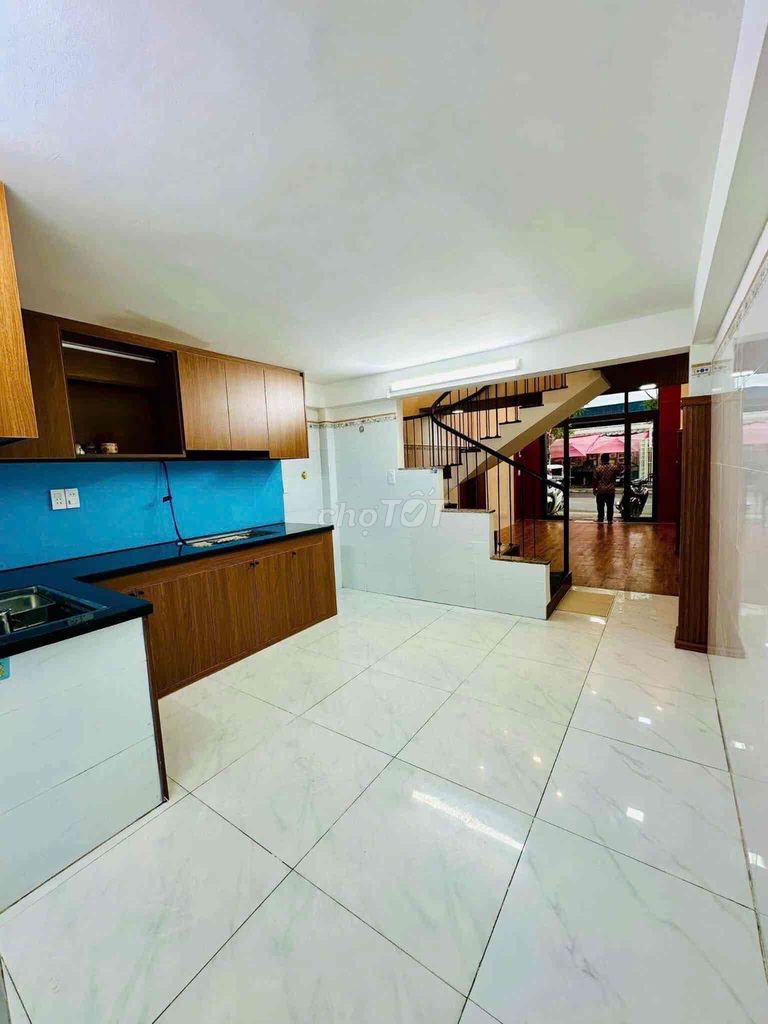 Дом, 2 спальни · 40 м²