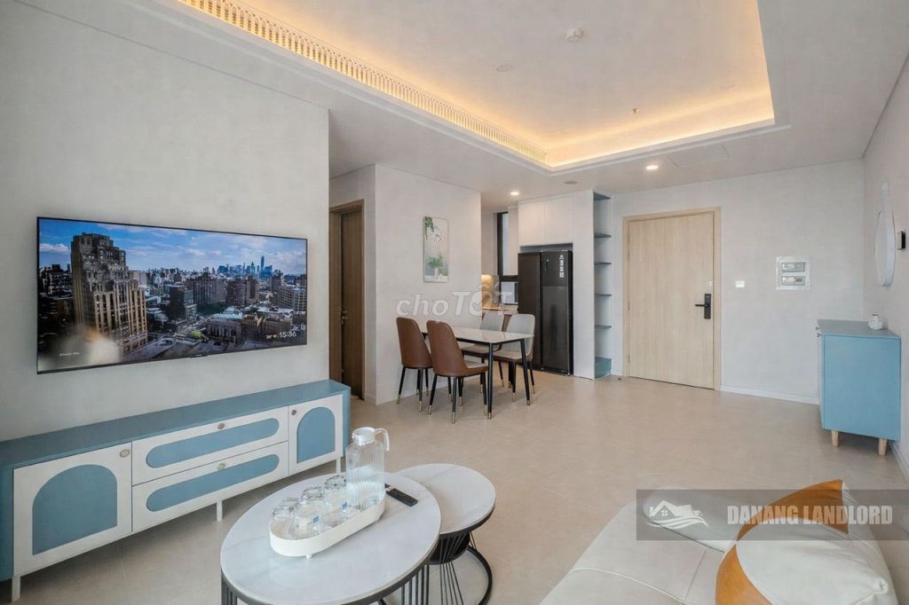 Квартира, 2 спальни · 69 м²