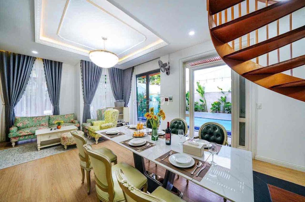 Дом, 3 спальни · 150 м²